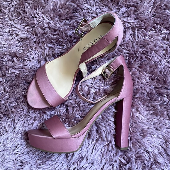 Guess Dust Pink Heels - Picture 3 of 4